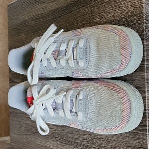 Youth girls sneakers